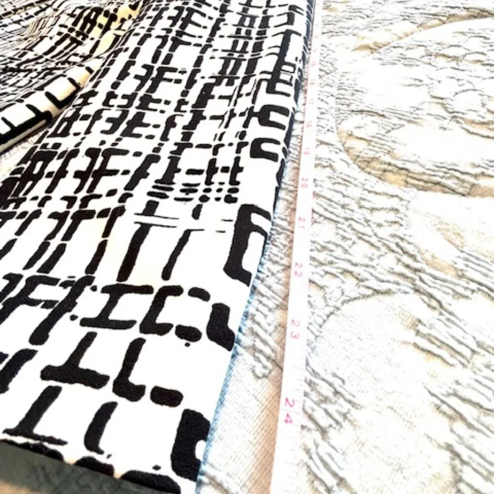 Tahari Black & White Swing Blazer - A Bit of Stretch, Classy, Lined & Comfy! 18W - Picture 10 of 10